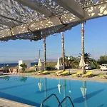 Jonathan Hotel Tigaki