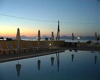 Jonathan Hotel 2*