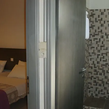 Jonathan 2* Tigkaki (Kos)