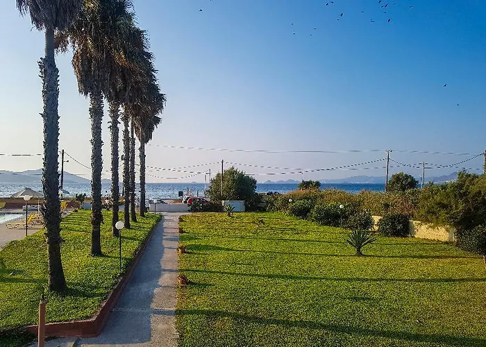 호텔 Jonathan Tigaki